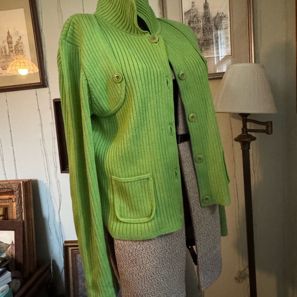 Vibrant Vintage Green Sweater  Silk  Cashmere